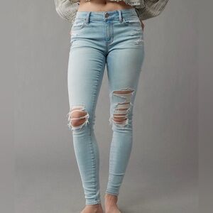 NWT AE Next Level Low-Rise Ripped Jegging, Women’s Size 10 Reg, Moon Stone Light